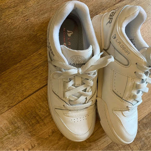 Women’s L.A. Gear Shoes - Picture 2 of 4